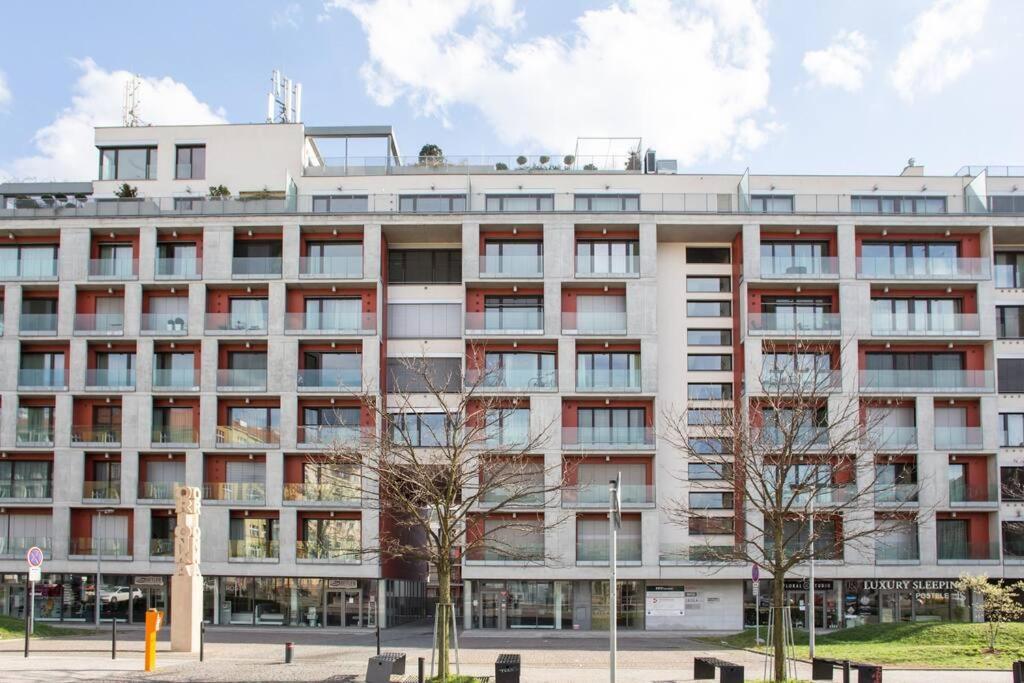 Jt'S Apartments Korunni Str. Прага Екстериор снимка